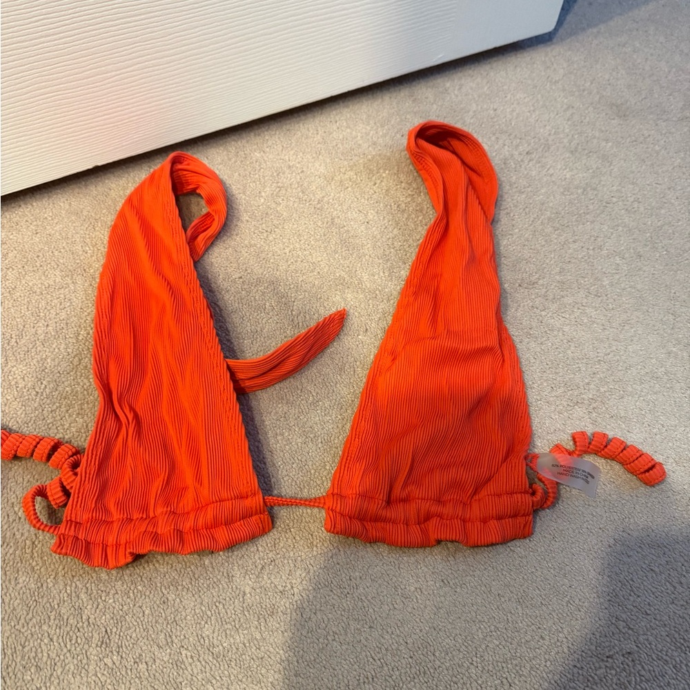 437 bikini top and bottom - worn once